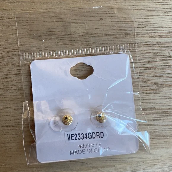 🎉HP🎉 No. 3 Stud Sparkle Druzy Earrings 💗 Red & Gold - Picture 8 of 9